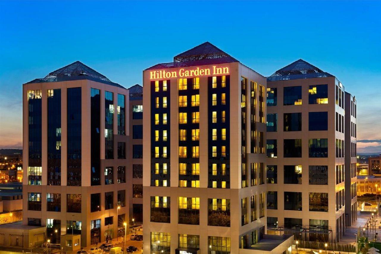 Hilton Garden Inn Sevilla Exterior photo
