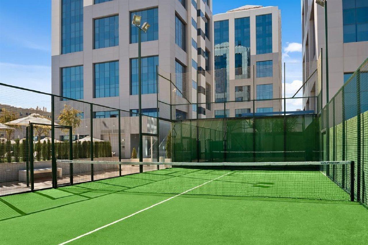Hilton Garden Inn Sevilla Exterior photo