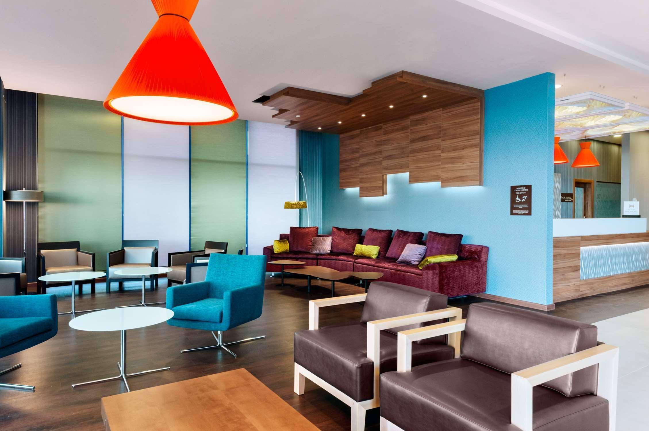 Hilton Garden Inn Sevilla Exterior photo