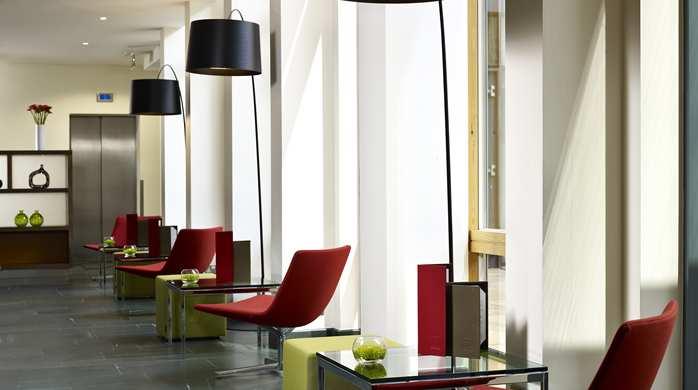 Hilton Garden Inn Sevilla Interior photo